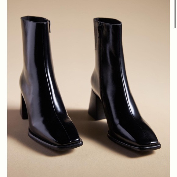 Jeffrey Campbell Sherpal Boots - Picture 1 of 7